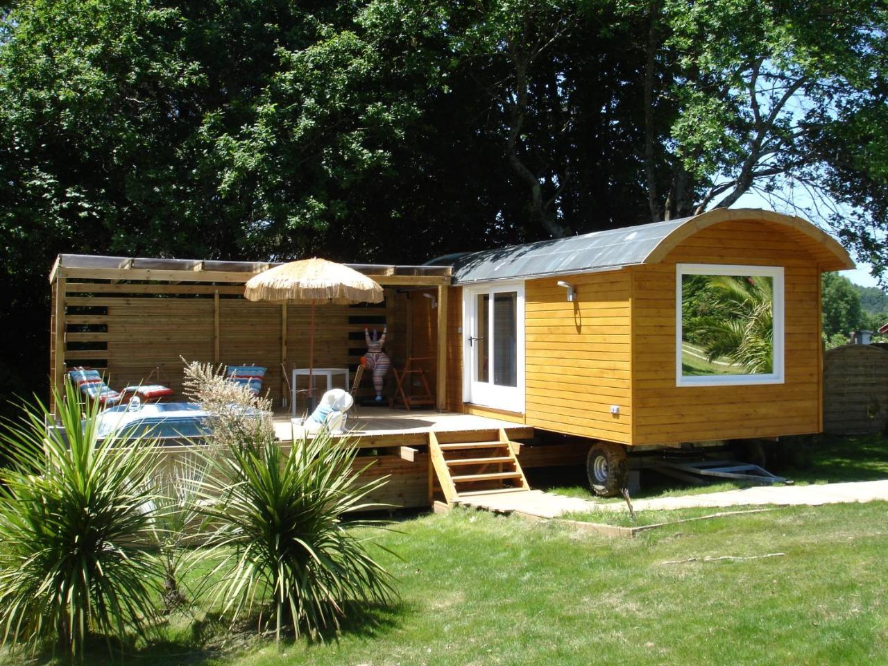 Marosenia Ttiki - Cabanes Et Spa Ascain Exterior photo